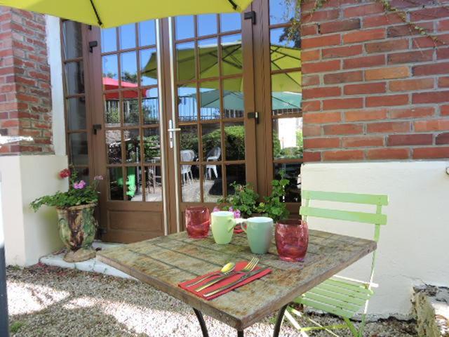 L Auberge Du Lion D Or Nanteuil-sur-Marne Eksteriør bilde