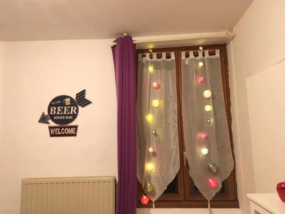 L Auberge Du Lion D Or Nanteuil-sur-Marne Eksteriør bilde